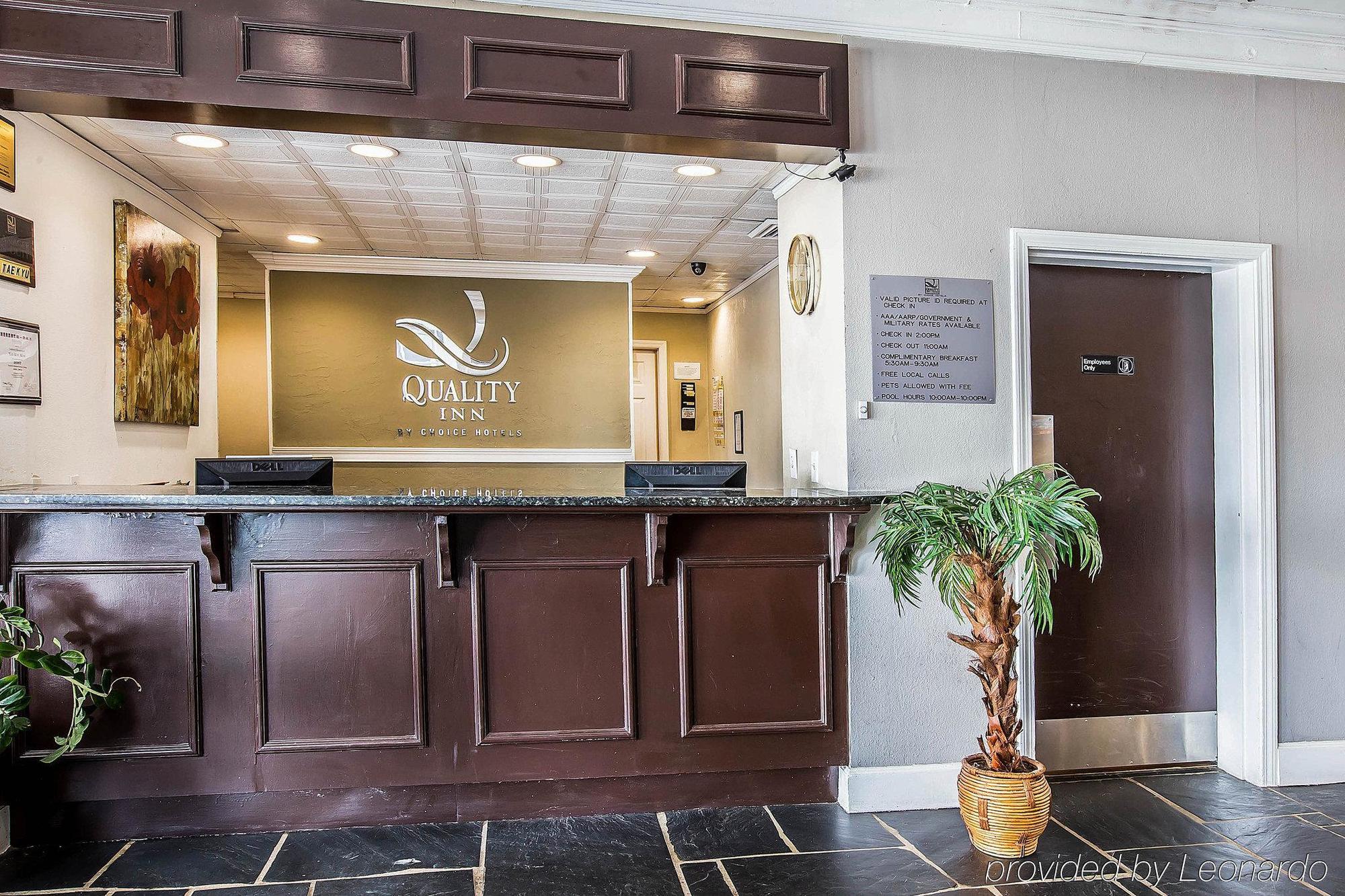 Greenville Inn & Suites 외부 사진