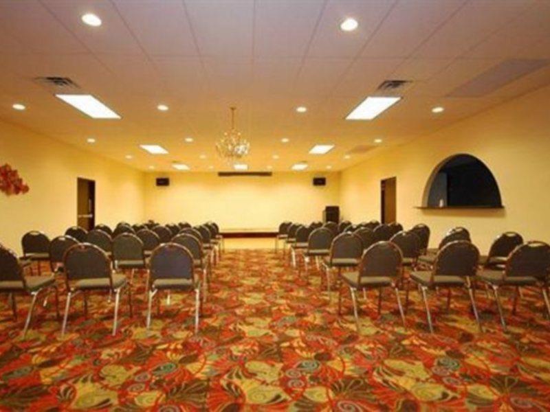 Greenville Inn & Suites 사업 사진