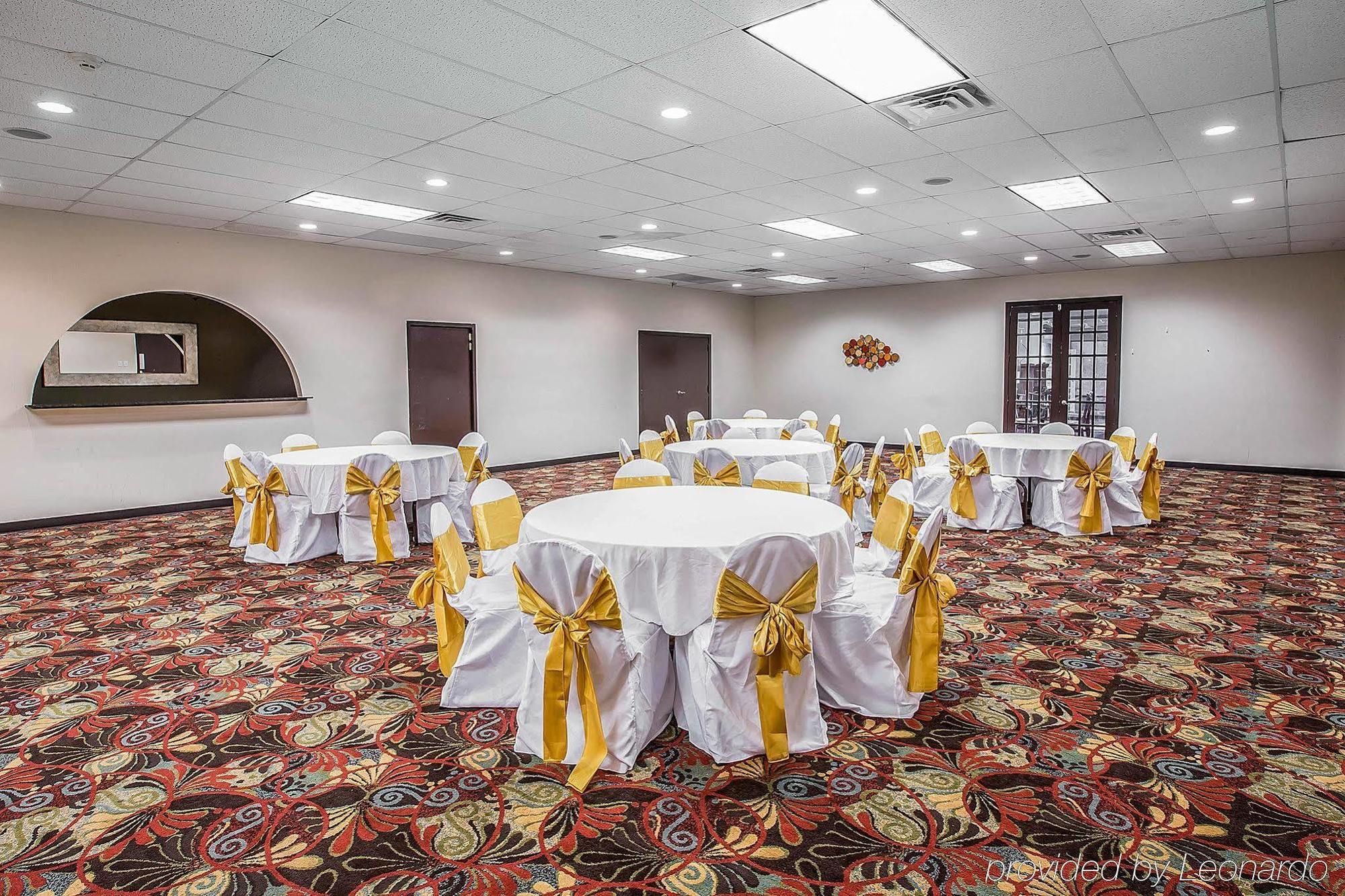 Greenville Inn & Suites 외부 사진